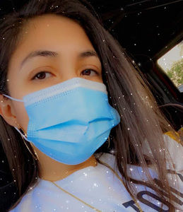 Meet your Posher, Rayna